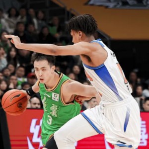 开云体育app-赵继伟：作为球员没办法改变所有，但上场就会全力以赴